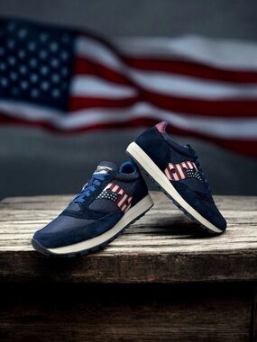 Saucony Jazz 81 Navy American Sneakers